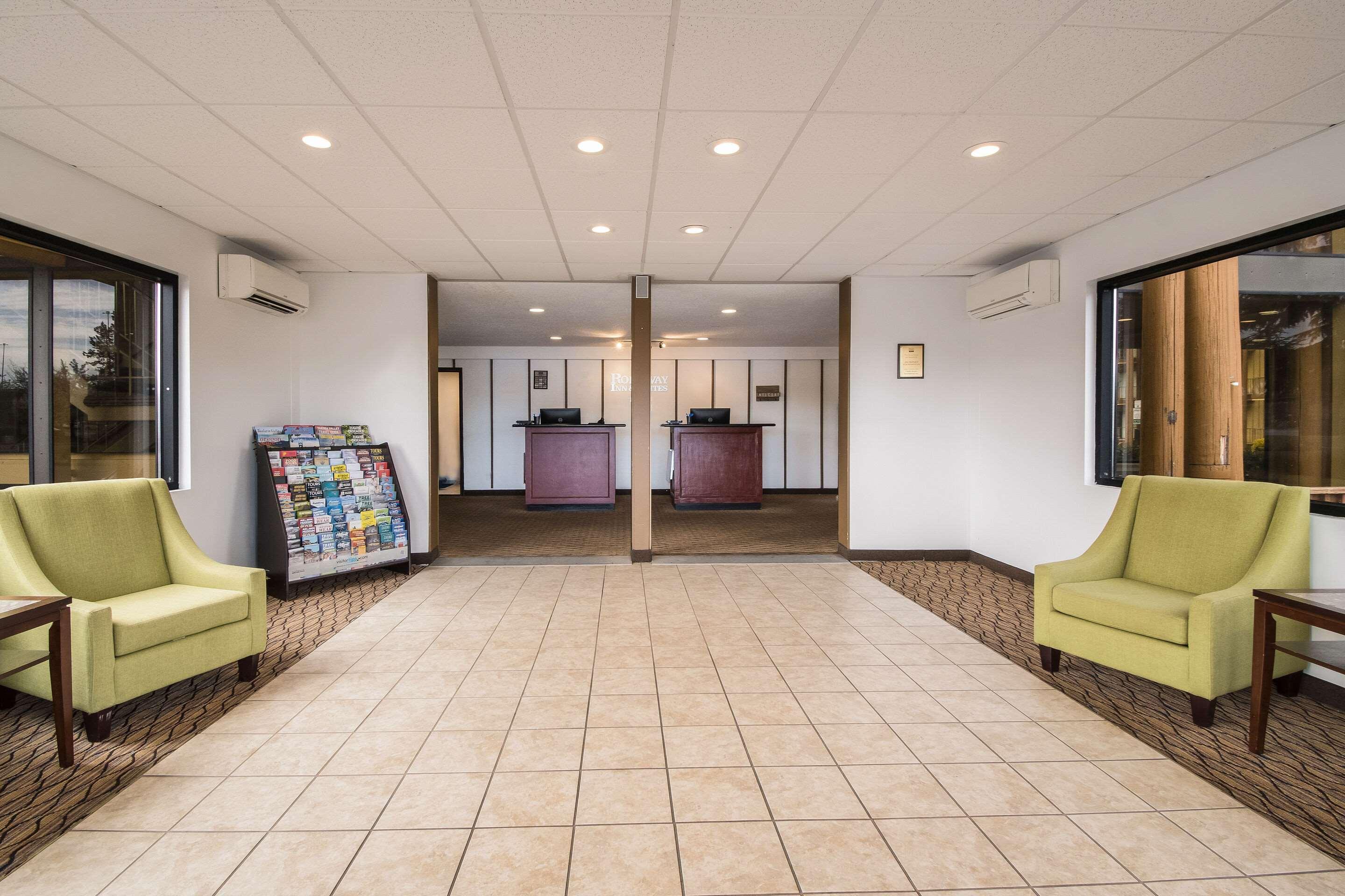 Rodeway Inn & Suites Portland - Jantzen Beach מראה חיצוני תמונה