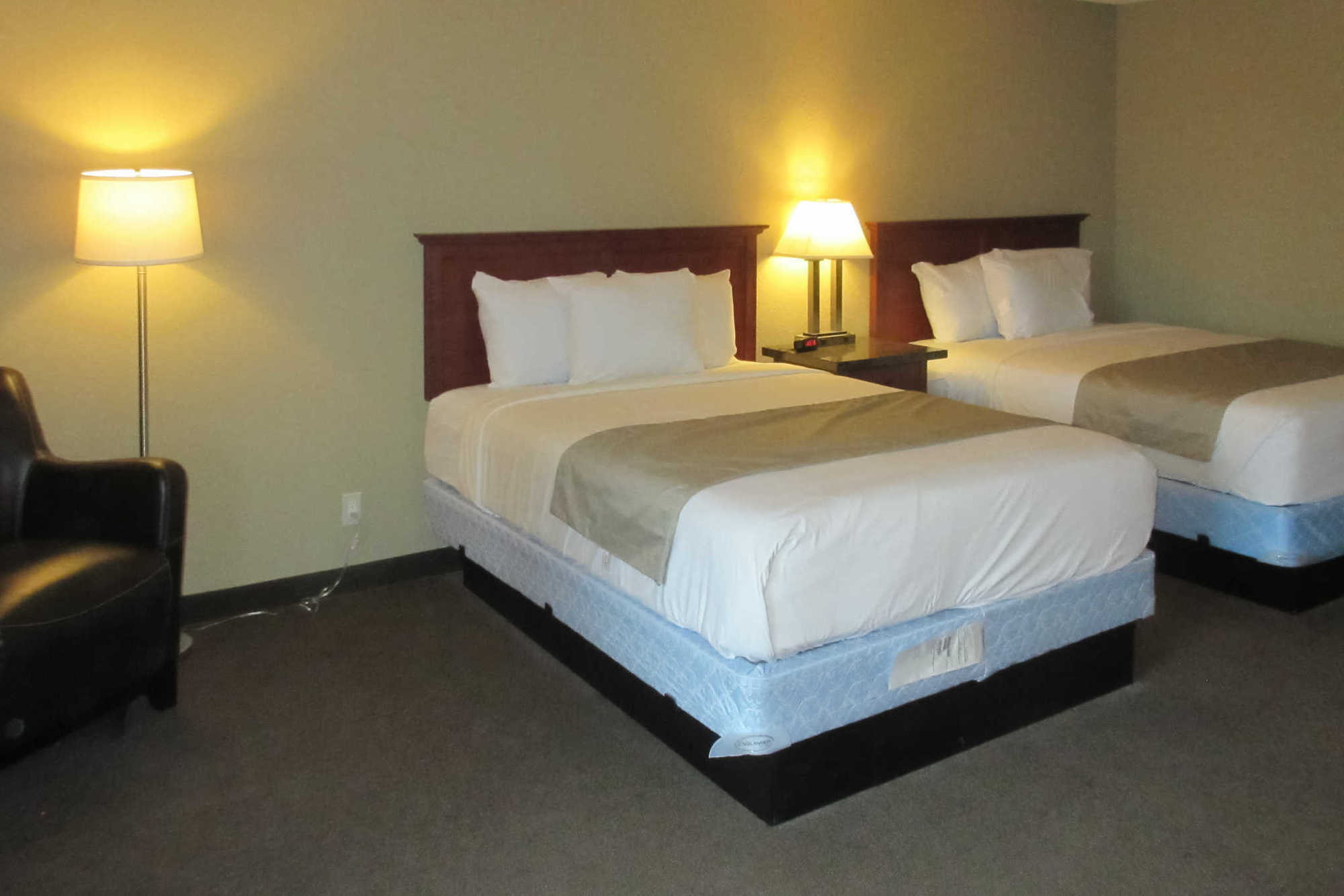 Rodeway Inn & Suites Portland - Jantzen Beach חדר תמונה
